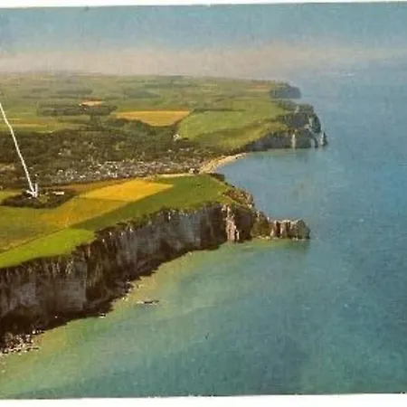 Clos Du Mont Maison Sur Falaise Hébergement de vacances *
