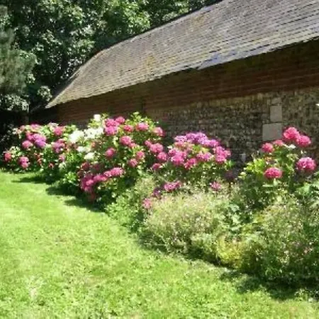 Clos Du Mont Maison Sur Falaise *